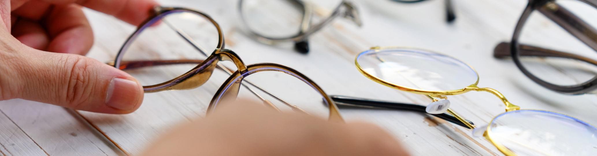 眼鏡のメンテナンス